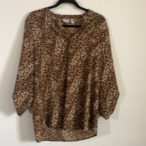 Size of one brand Chico, brown and 10 leopard print shirt,